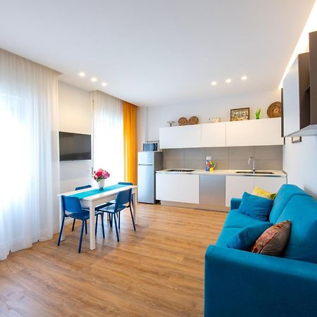 קסטלמרה די סטביה Shabby Chic Seaview Apartments מראה חיצוני תמונה