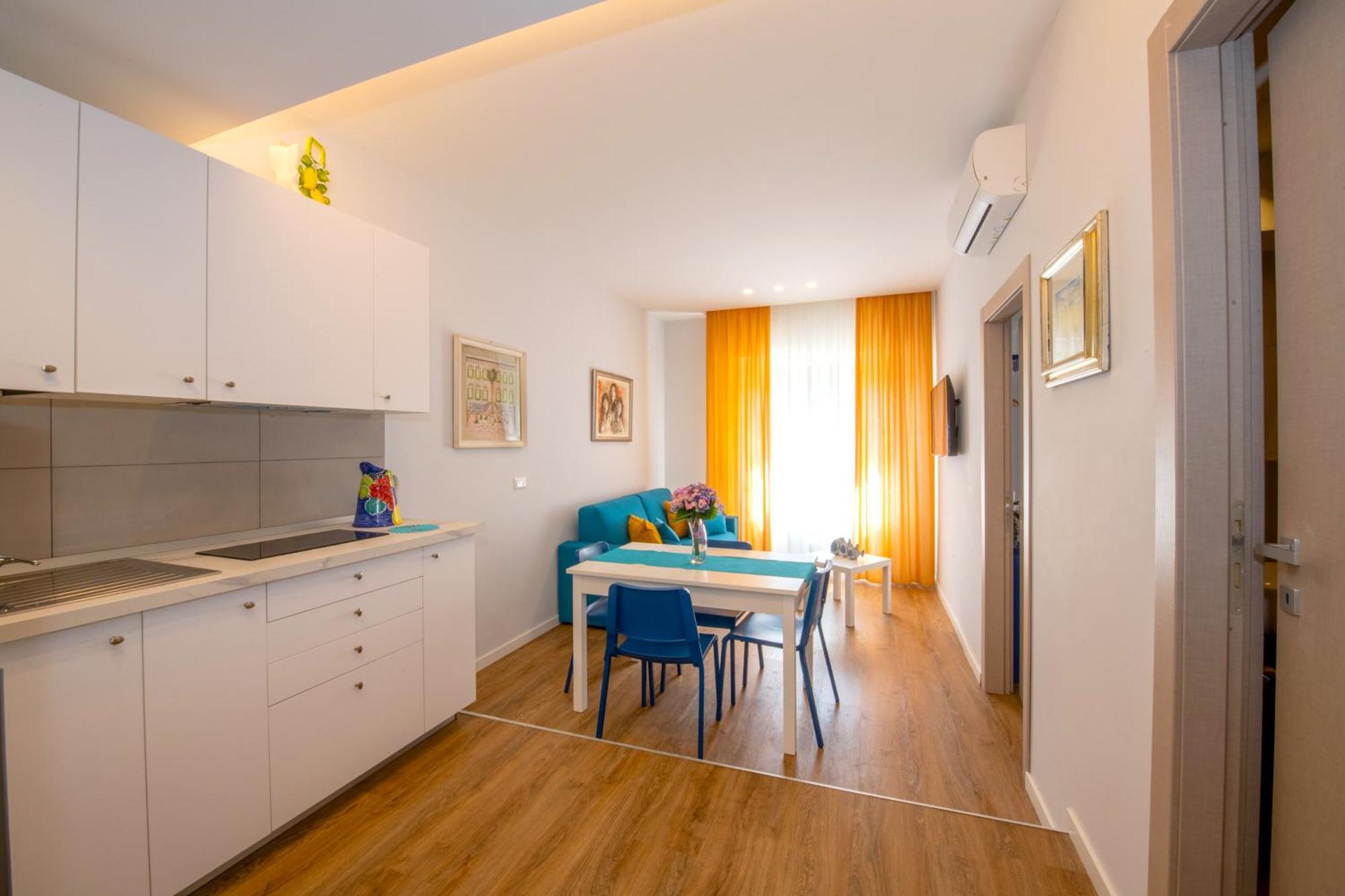קסטלמרה די סטביה Shabby Chic Seaview Apartments מראה חיצוני תמונה